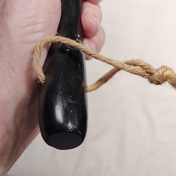 Black Bear Claw Back Scratcher - Picture 6 of 11